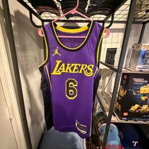 Jordan Lakers LeBron James Statement Edition Jersey